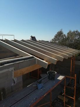 Construcciones y Reformas Puchaicela techo en madera